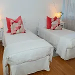 Trilocale Como Centro, Esclusivo 100 Mq Con 3 Balconi